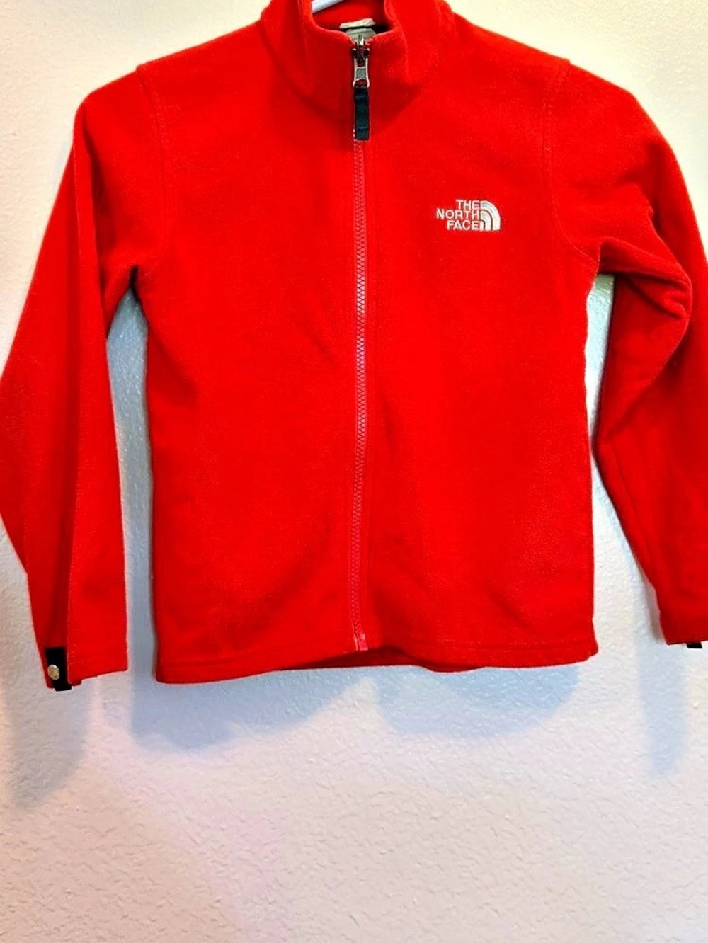The North Face Red Full-Zip Fleece Jacket boys/Garcons size SP